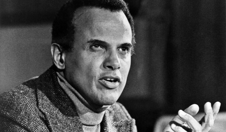 Elhunyt Harry Belafonte amerikai énekes