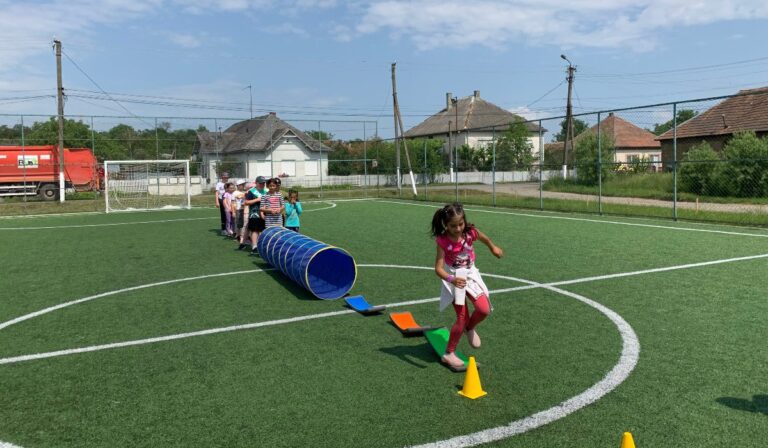 Zápszonyban volt a BJMSZ mozgó játszóházi programja