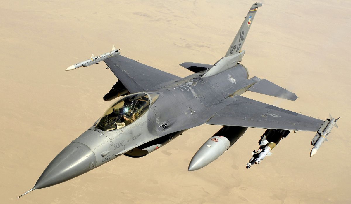 F-16