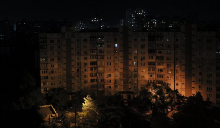 Drónokkal és rakétákkal támadták Dnyipropetrovszk megyét