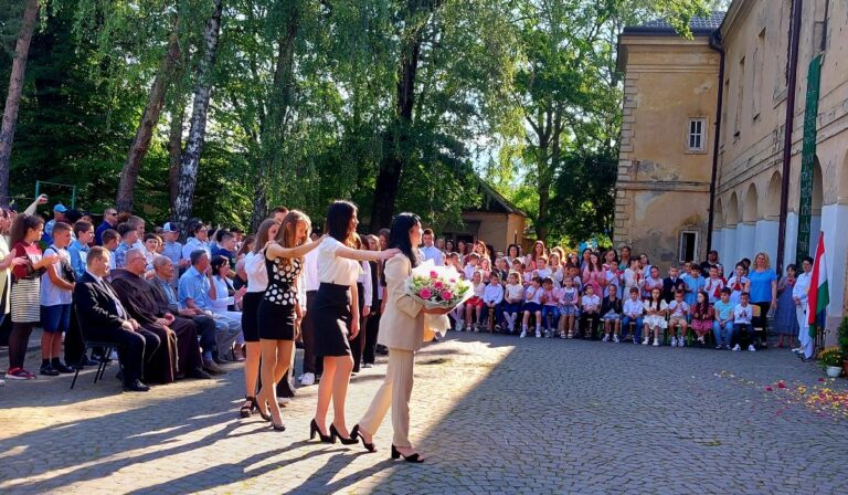 Tanévzáró a Nagyszőlősi 3. Sz. Perényi Zsigmond Középiskolában