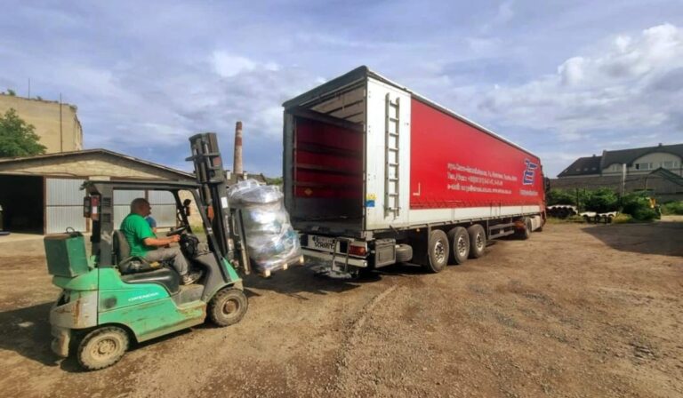 Чергова гуманітарна допомога вже в дорозі із Закарпаття до Херсонщини