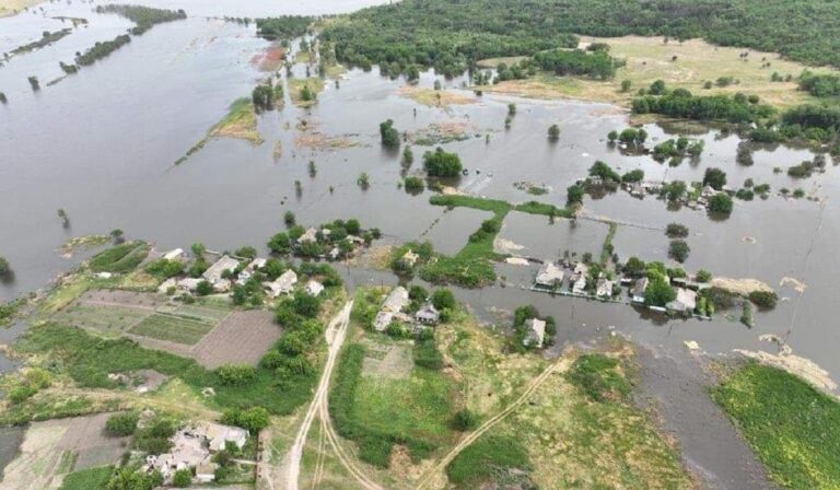 Tovább nőtt a kahovkai vízerőmű-robbantás halálos áldozatainak száma