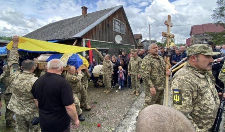 Mezőháti katonát kísértek utolsó útjára