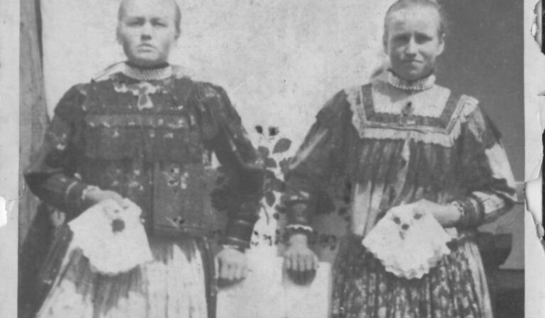 Kárpátalja anno: a nagydobronyi hímzett zsebkendők