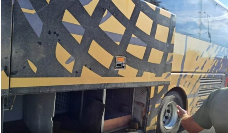 100 kg borostyánt találtak egy menetrend szerinti buszon az ukrán-szlovák határon