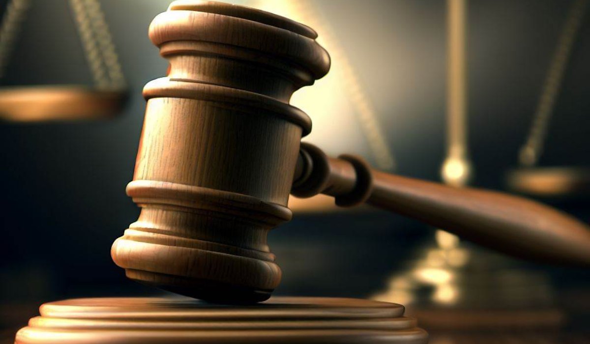 kalapács bíróság