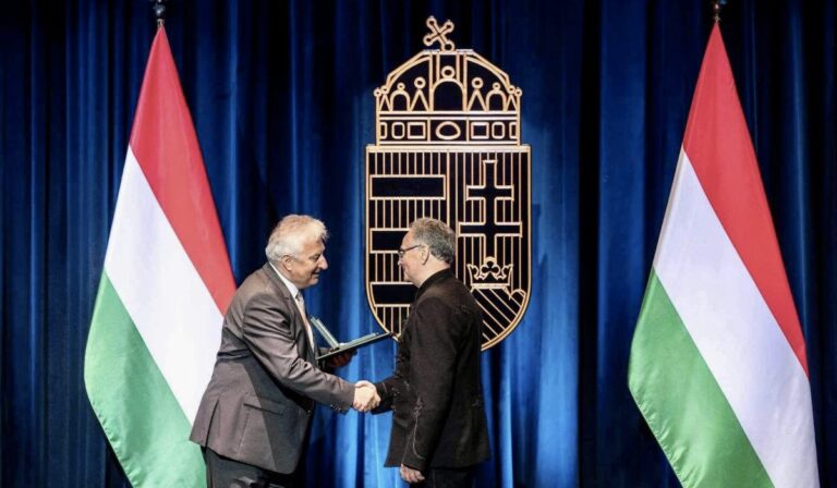 A Magyar Érdemrend Lovagkeresztjével tüntették ki Dalmay Árpádot