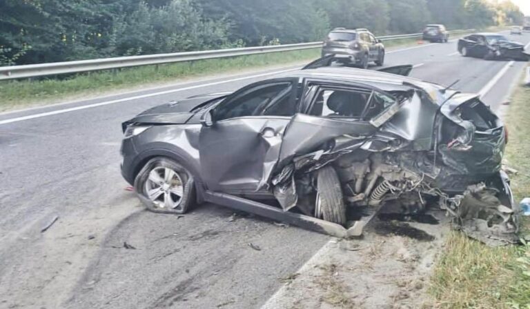 Baleset történt a Kijev–Csap autóúton