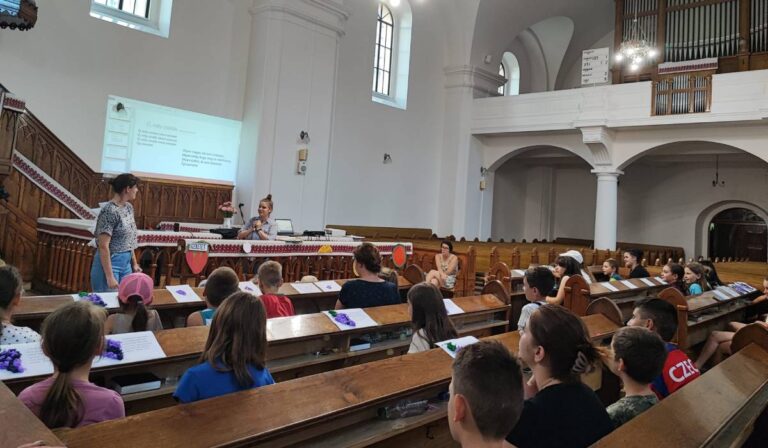 A Lélek gyümölcsei – Napközis tábor a Beregszászi Református Gyülekezetben