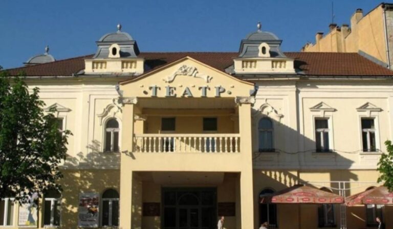 Véget ért a 76. színházi évad a munkácsi színházban