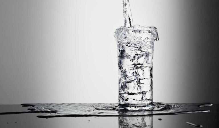 Ideiglenesen leáll egy utcában a vízellátás Csapon