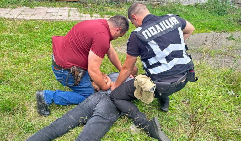 Kábítószer-kereskedőt értek tetten Ilosván