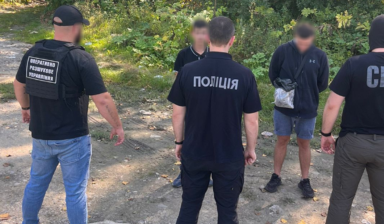 Hadköteles férfit próbáltak átszöktetni a Tiszán