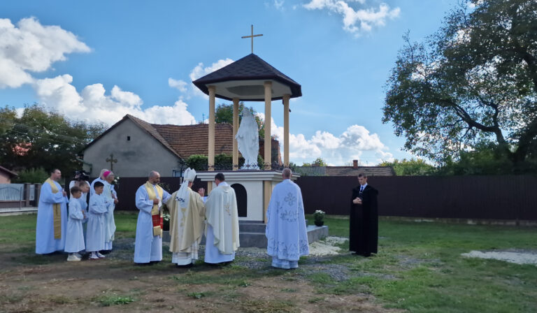 120 éve szentelték fel a csapi római katolikus templomot