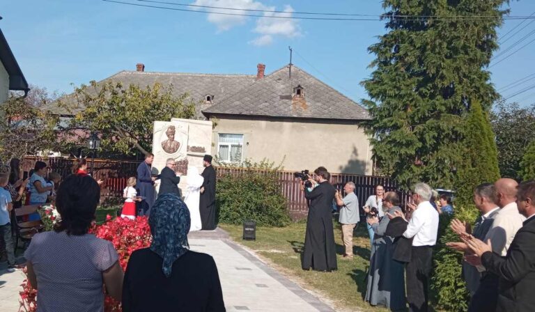 Konferencia és emlékműavatás Szabó Jenő tiszteletére Salánkon