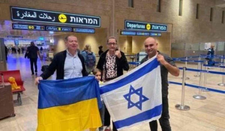 A második ukrán evakuációs járat is elhagyta Izrael légterét