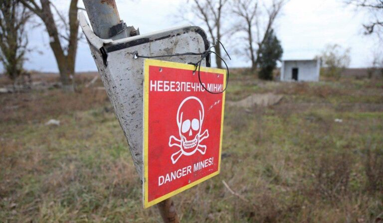 Több mint 20 ország vállalta Ukrajna aknamentesítését