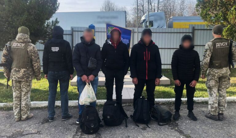 Határszolgálat: vasárnap tizennyolc határsértőt tartóztattak fel
