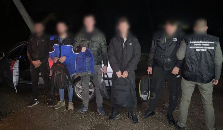 Hét férfit vettek őrizetbe Kárpátalján illegális határátlépési kísérlet miatt