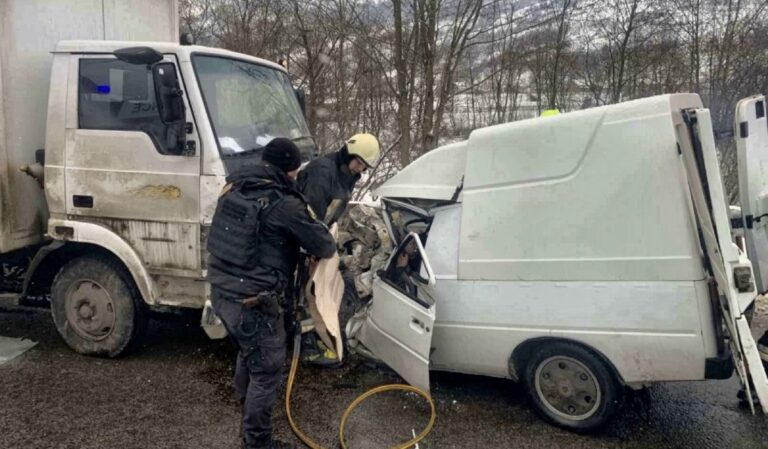 Közúti baleset a Rahói járásban