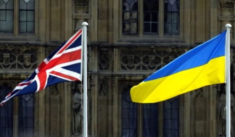 Ukrajna 400 millió dollár kedvezményes hitelt kapott Nagy-Britanniától