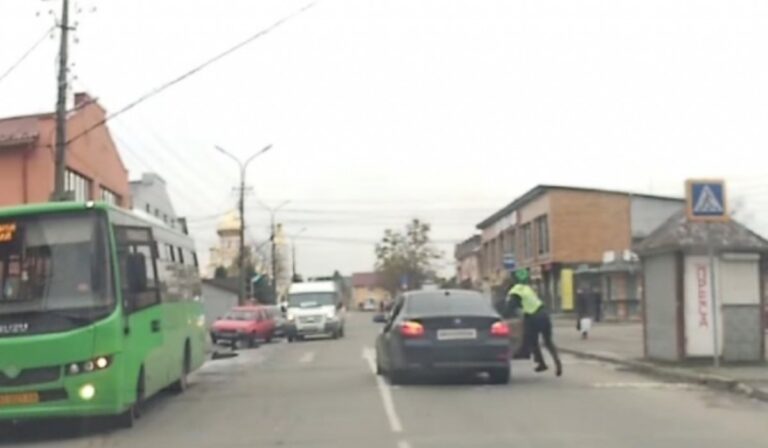 Autós üldözés Munkácson
