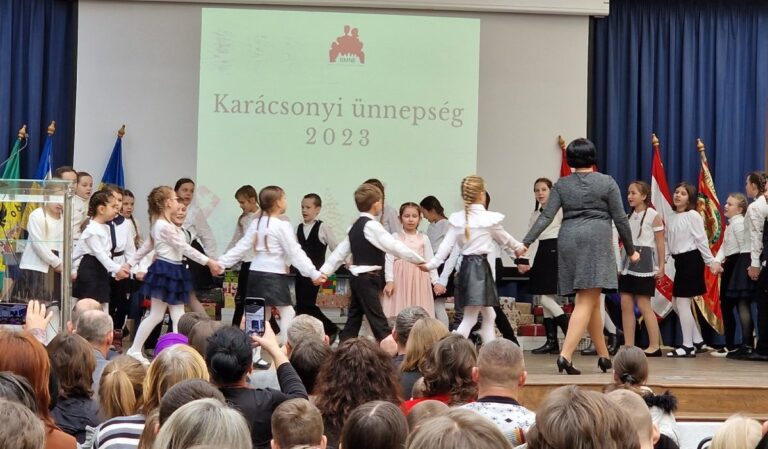 Karácsonyi ünnepség a nagycsaládos egyesületnél