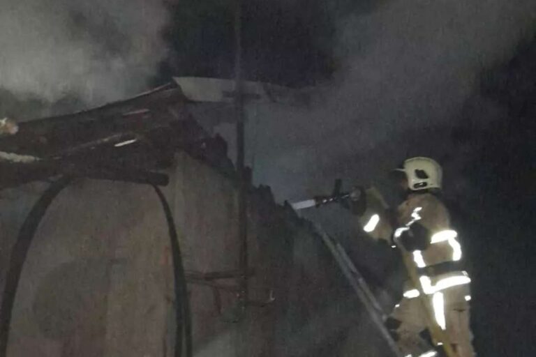 Kigyulladt egy melléképület Salánkon