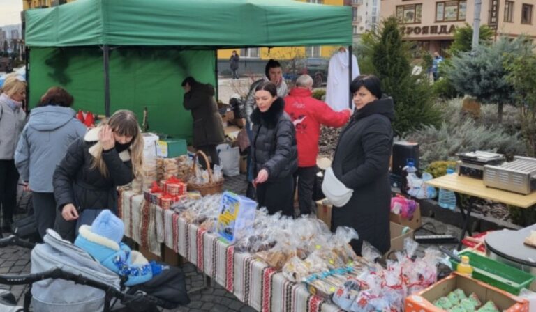 Jótékonysági adventi vásár Szolyván