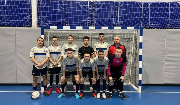 Futsal: kiélezett a harc a dobogós helyekért