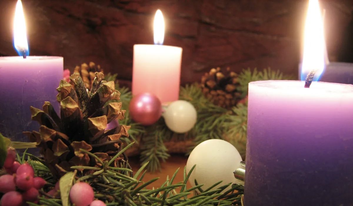 advent három gyertya