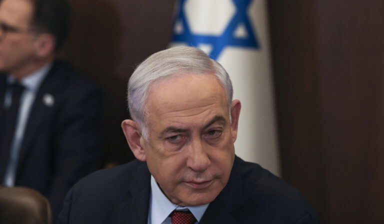 Elnöki kegyelemért folyamodott Benjámin Netanjahu