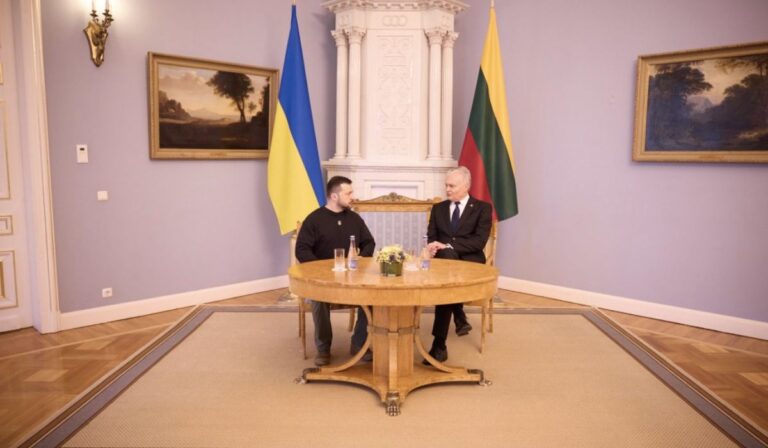 Litvániába látogatott az ukrán elnök