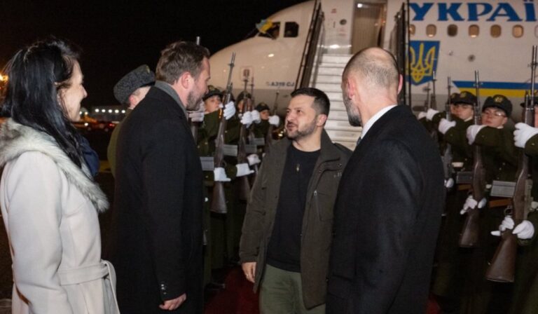 Észtországba utazott Zelenszkij