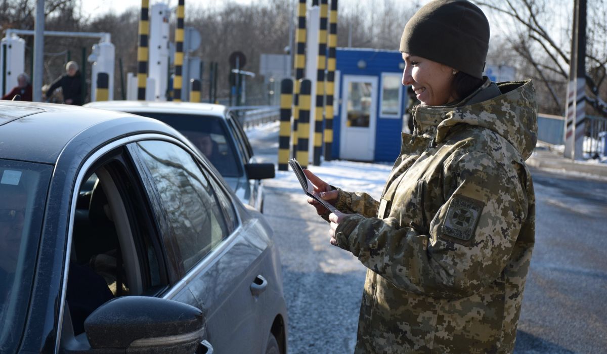 határ határőr nő