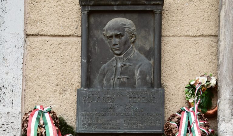 „Így maradok meg hírvivőnek…”