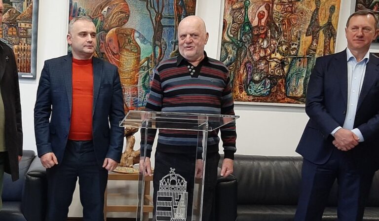 Megnyílt Bokotej Lóránt kiállítása az ungvári főkonzulátuson