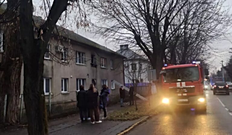 Kigyulladt egy munkásszálló Ungváron 