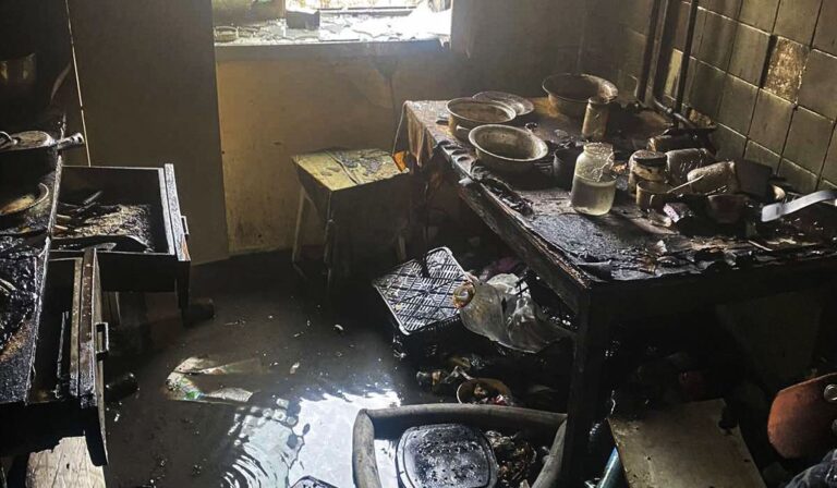 Kigyulladt egy társasház Ungváron