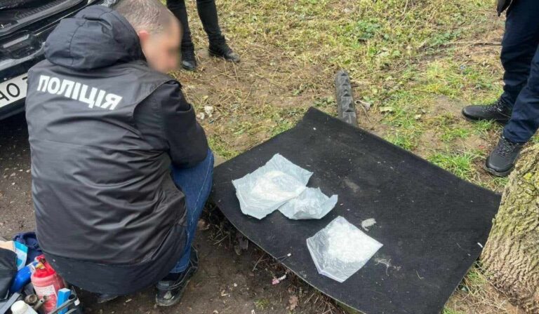 Kábítószer-kereskedőket vettek őrizetbe Ungváron