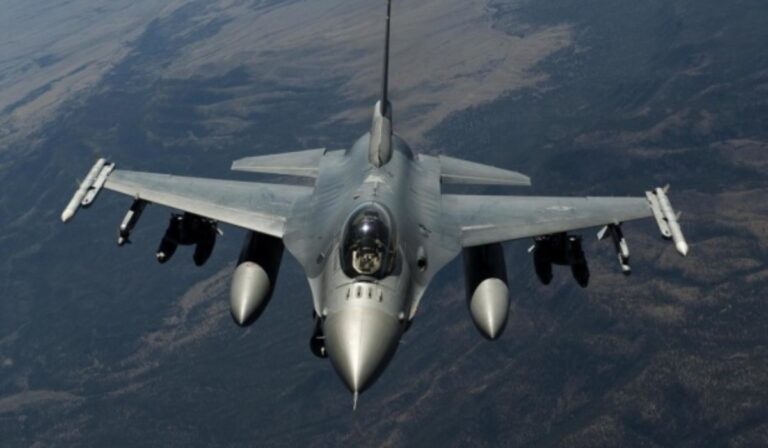 Hollandia további hat F-16-os vadászgépet küld Ukrajnának