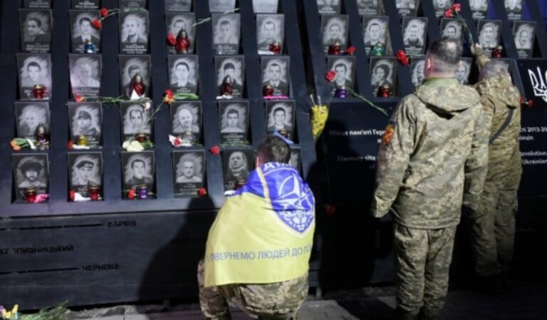 Україна вшановує пам’ять Героїв Небесної сотні