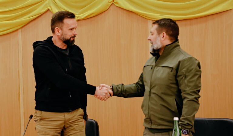 Mikita bemutatta a Munkácsi Járási Katonai Közigazgatás új vezetőjét