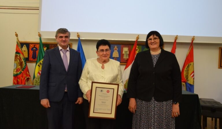 Oklevélátadó a Rákóczi-főiskola ünnepi tanácsülésén