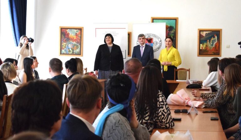 Nyelvtanfolyamok valósultak meg a Rákóczi-főiskolán