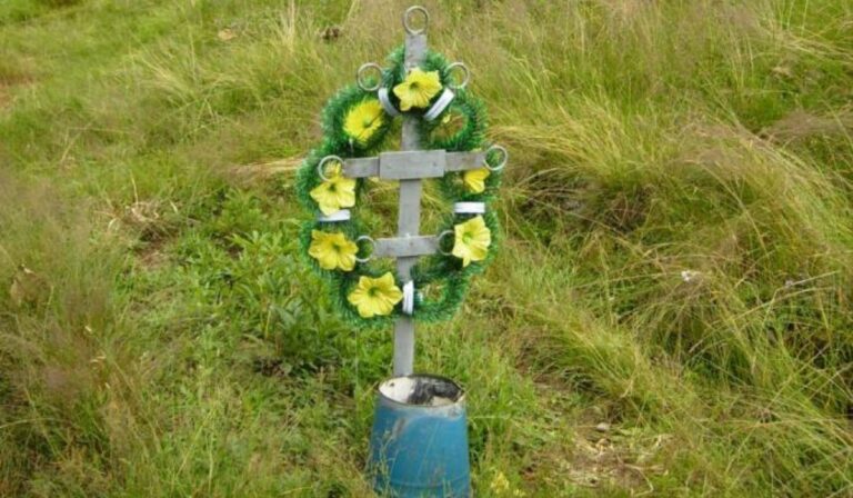 Suhaj betyár sírja