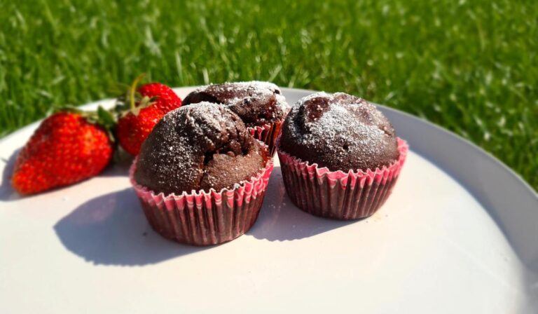 Duplacsokis-epres muffin