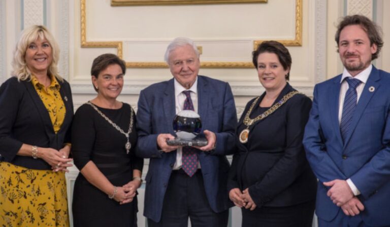 Ma ünnepli 98. születésnapját David Attenborough