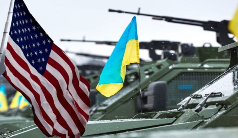 Az USA leállított bizonyos fegyverszállítmányokat Ukrajnának